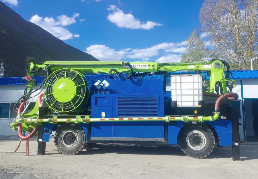 現(xiàn)代隧道施工的高效初期支護設備:混凝土濕噴機械手的優(yōu)勢與應用(圖1) 現(xiàn)代隧道施工的高效初期支護設備:混凝土濕噴機械手的優(yōu)勢與應用(圖1)