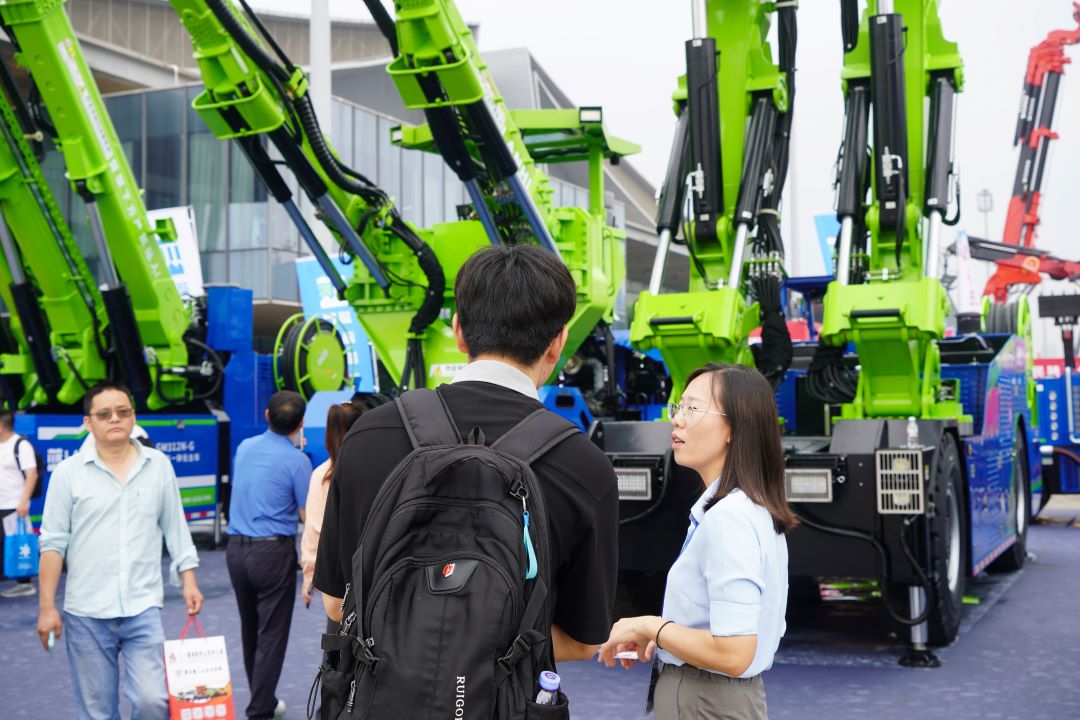 2025長(zhǎng)沙國(guó)際工程機(jī)械展，藍(lán)海智能的四大智能產(chǎn)品引爆展區(qū)(圖6)